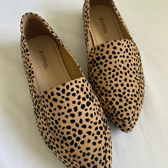 Cheetah print loafers size 10 - Picture 4 of 9